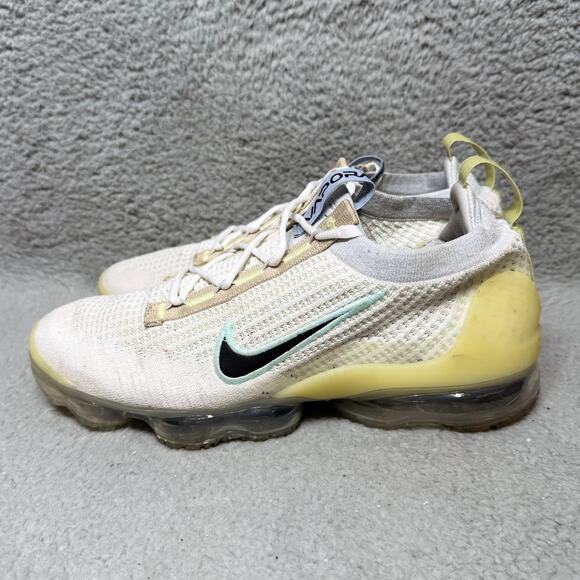 Nike Air VaporMax 2021 Flyknit Mens Size 9 Running Shoes Mismatched Swoosh White main image 6